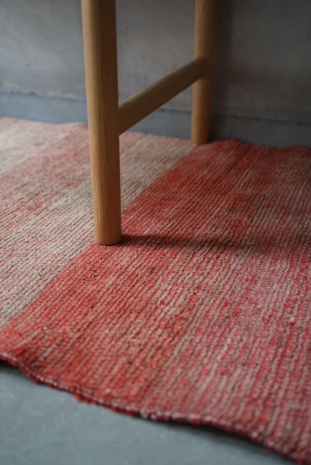 ヴィンテージラグ トルコ ウシャク ランナーラグ サーモンピンク 1970