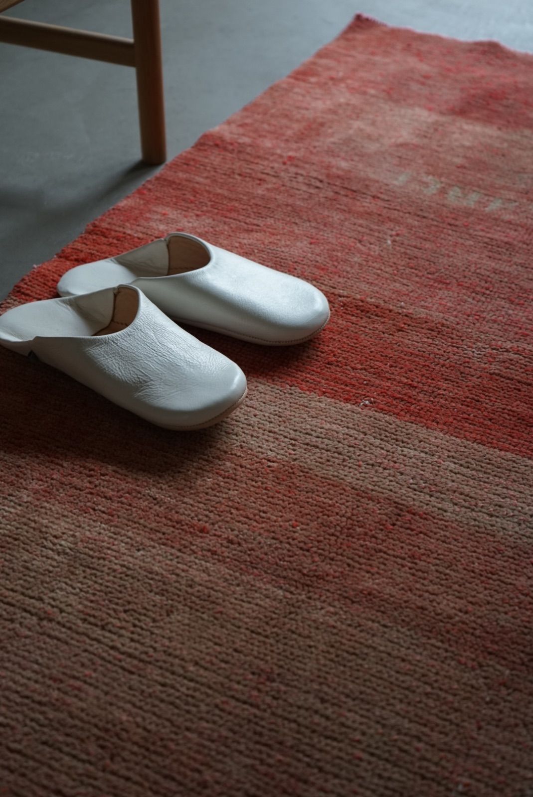 ヴィンテージラグ トルコ ウシャク ランナーラグ サーモンピンク 1970