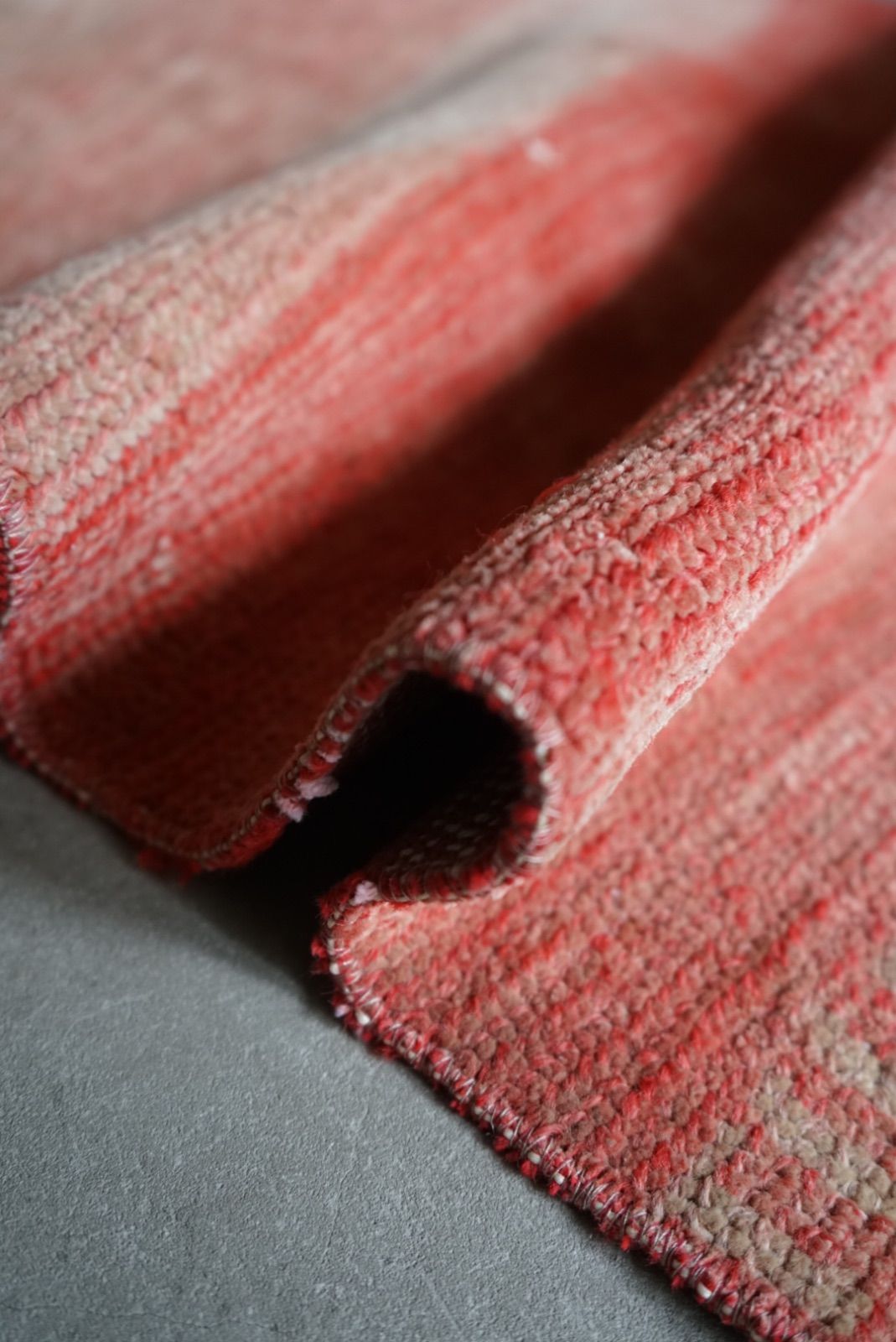 ヴィンテージラグ トルコ ウシャク ランナーラグ サーモンピンク 1970