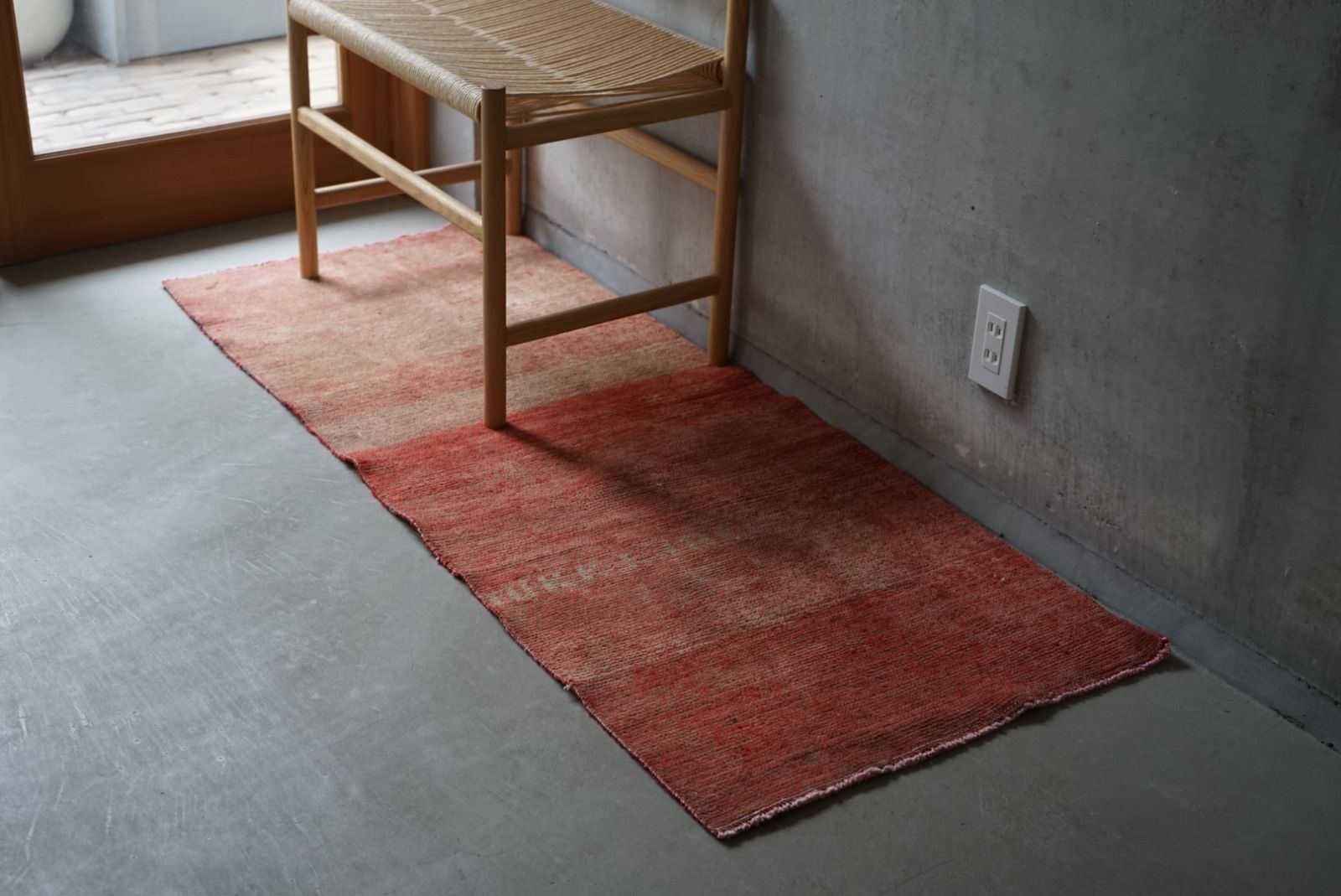 ヴィンテージラグ トルコ ウシャク ランナーラグ サーモンピンク 1970