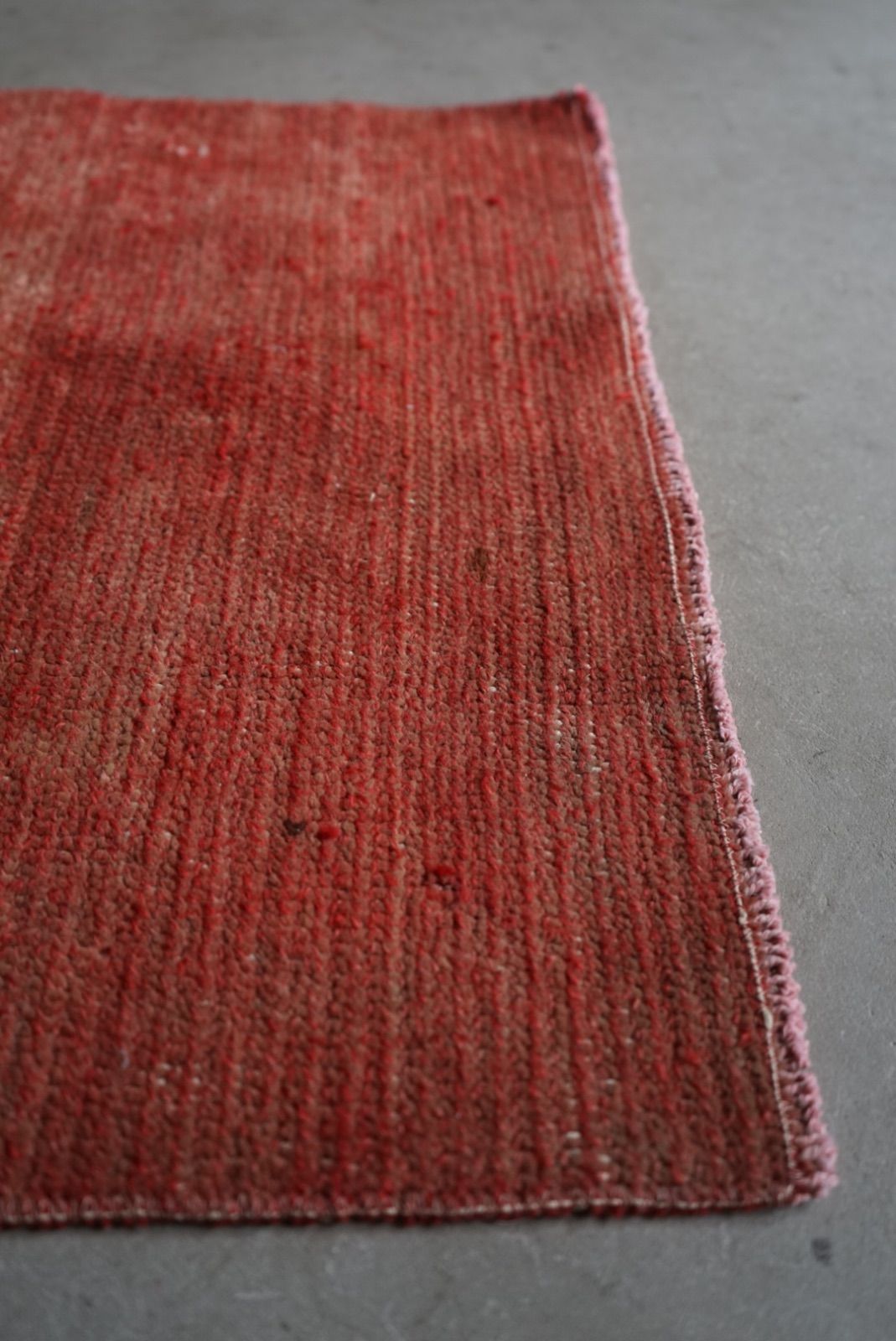 ヴィンテージラグ トルコ ウシャク ランナーラグ サーモンピンク 1970