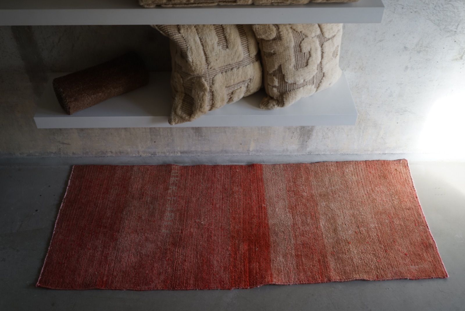 ヴィンテージラグ トルコ ウシャク ランナーラグ サーモンピンク 1970