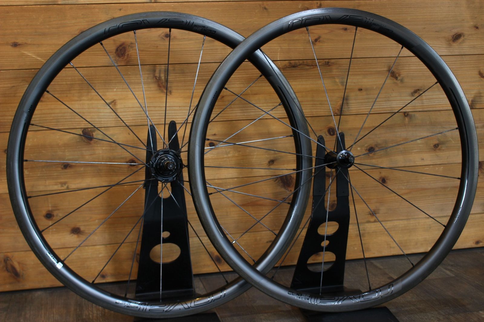 ロヴァール ROVAL ラピーデ RAPIDE CLX32 カーボン チューブレスレディ