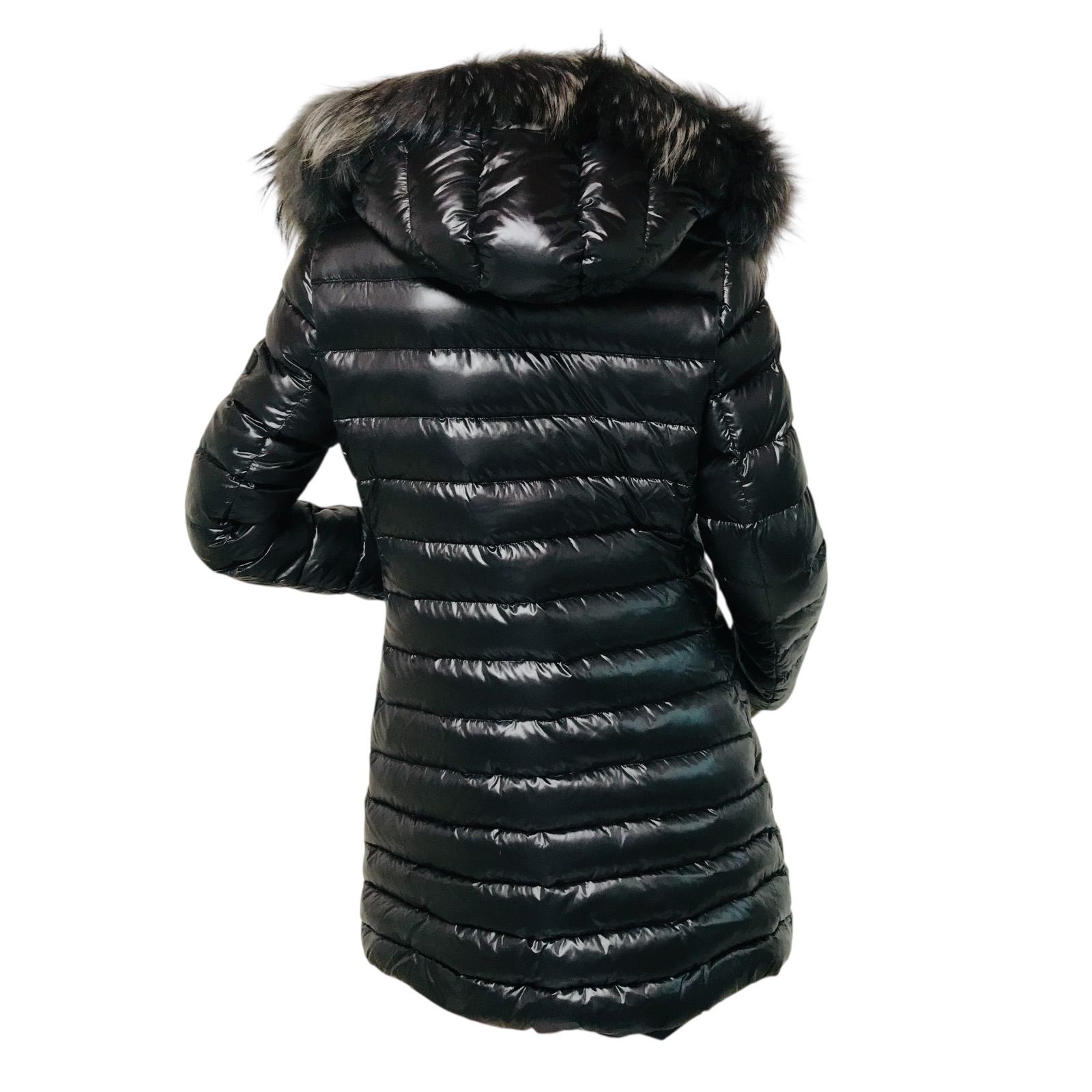 美品☆TATRAS・タトラス ISERA イセラ レディース ブランドアイコン