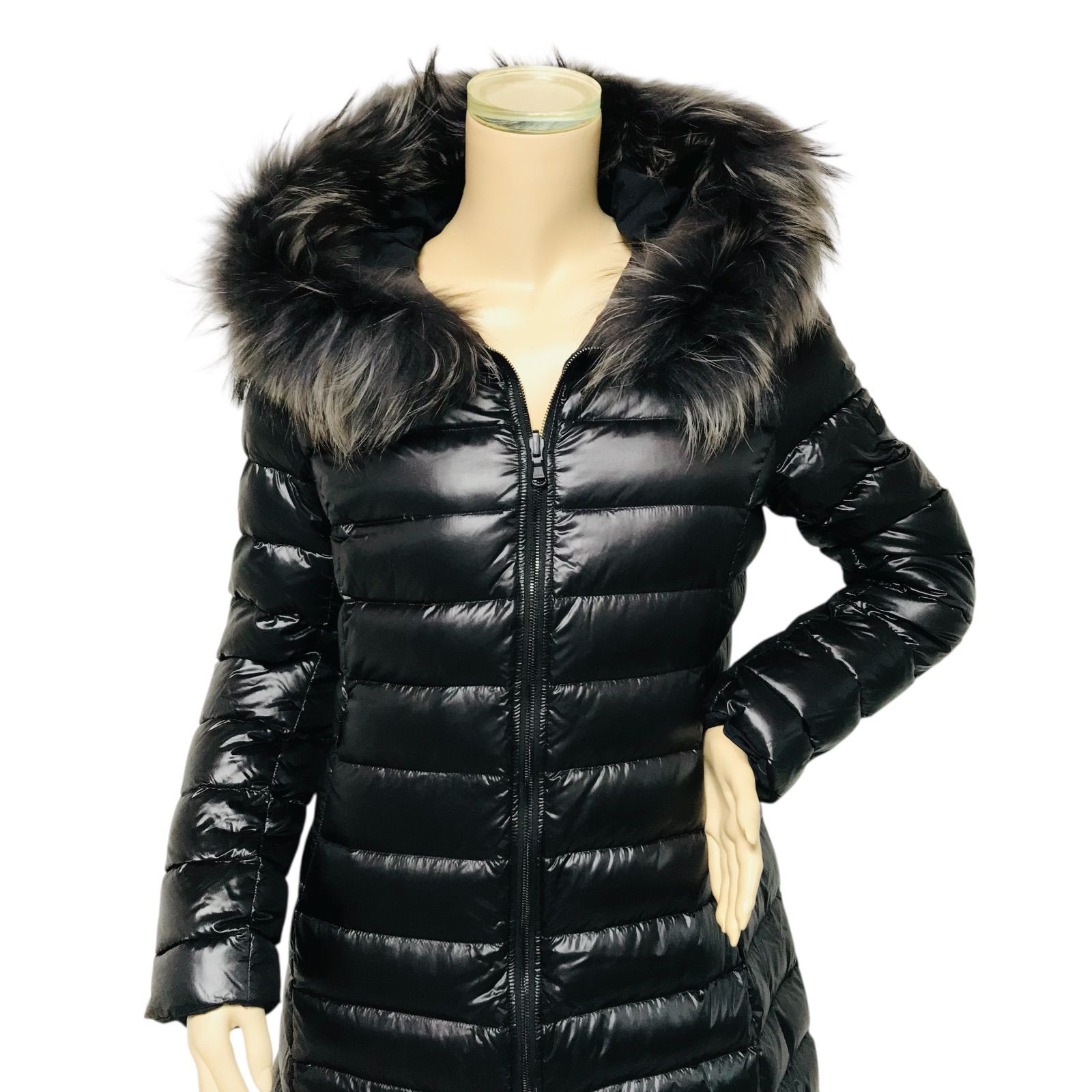 美品☆TATRAS・タトラス ISERA イセラ レディース ブランドアイコン