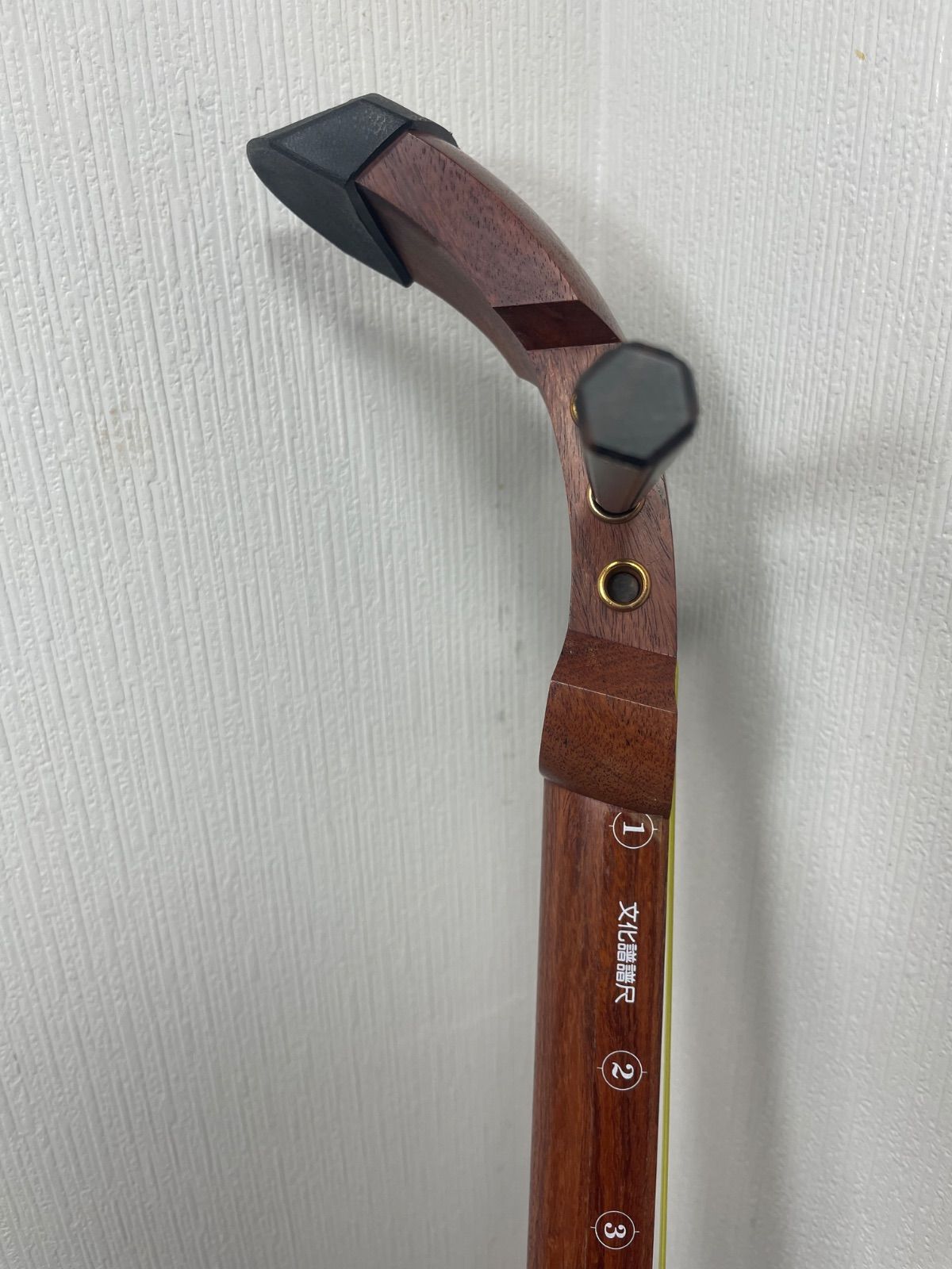 三味線 中棹 正寸 ハードケース付 裏皮破れあり 地唄 民謡 - メルカリ