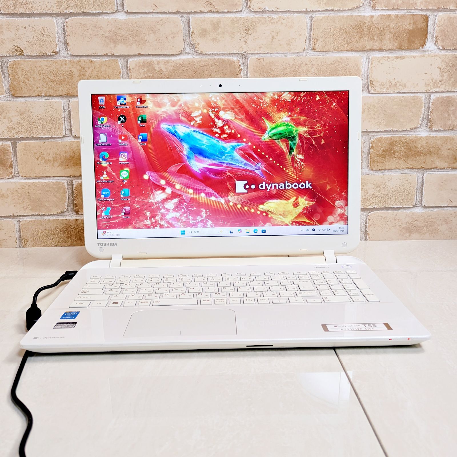 オフィス付き☆新品SSD/第5世代Corei3高性能/メモリ8G☆初心者OK