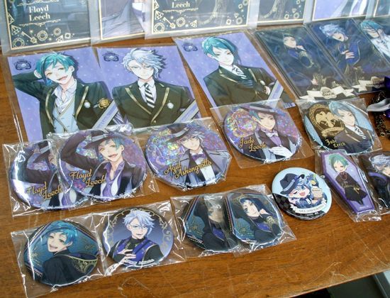 未開封多め！ ツイステ オクタヴィネル寮 グッズセット 缶バッジ