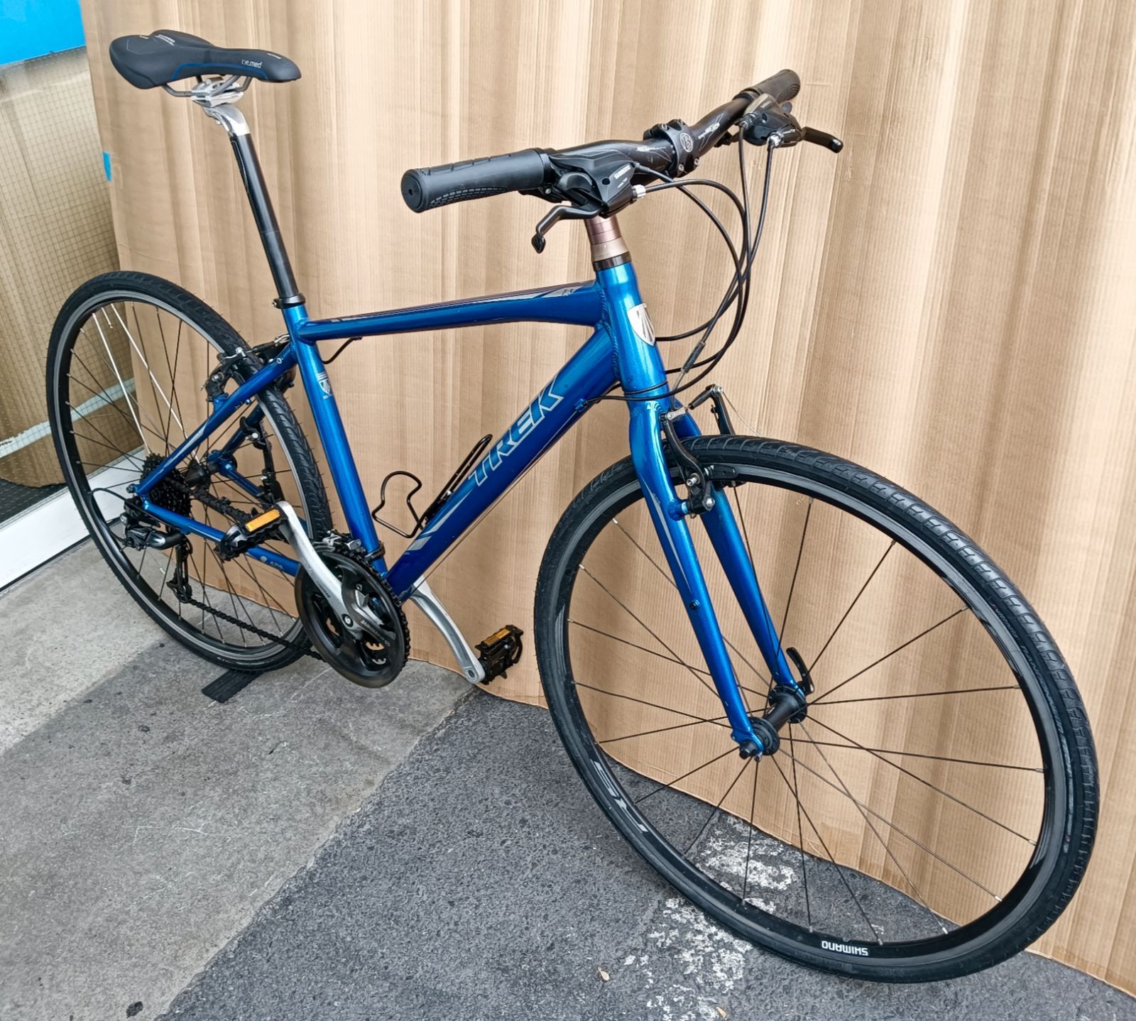 引取 トレック TREK FX 7 3 クロスバイク