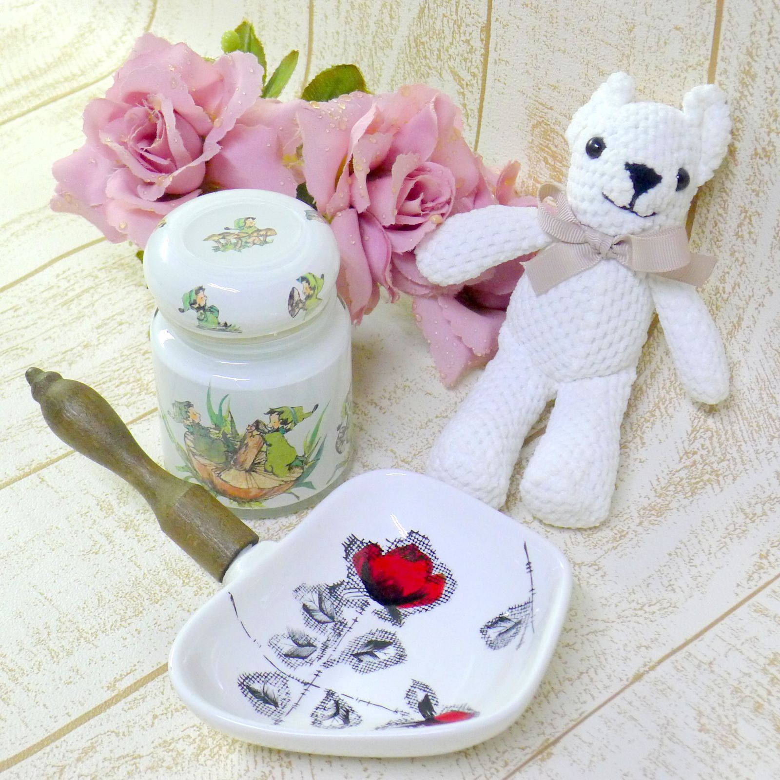 ①可愛い妖精 ガラス製 キャニスター ポット 小物入れ スパイス入れ ②