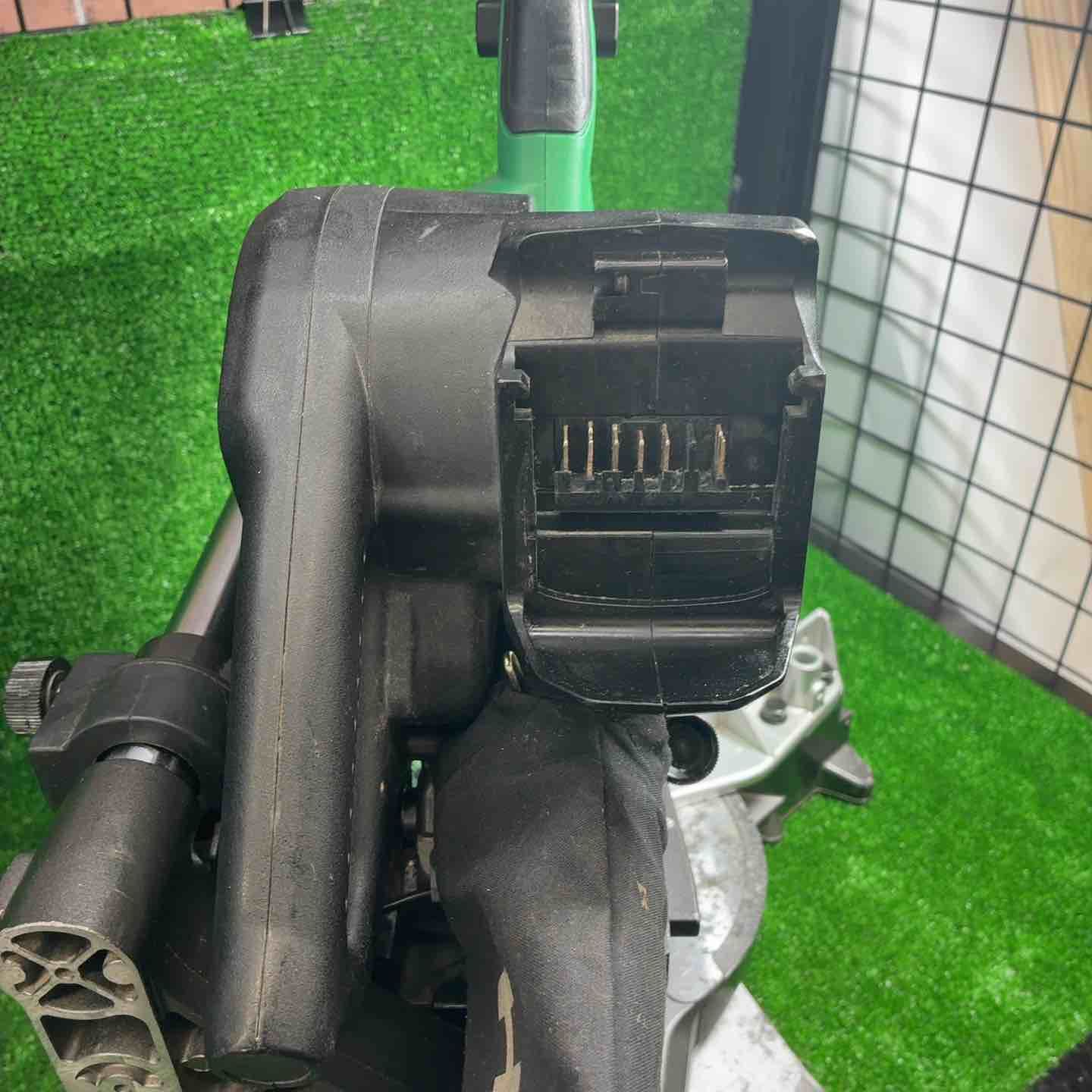 コードレス卓上スライド丸のこ