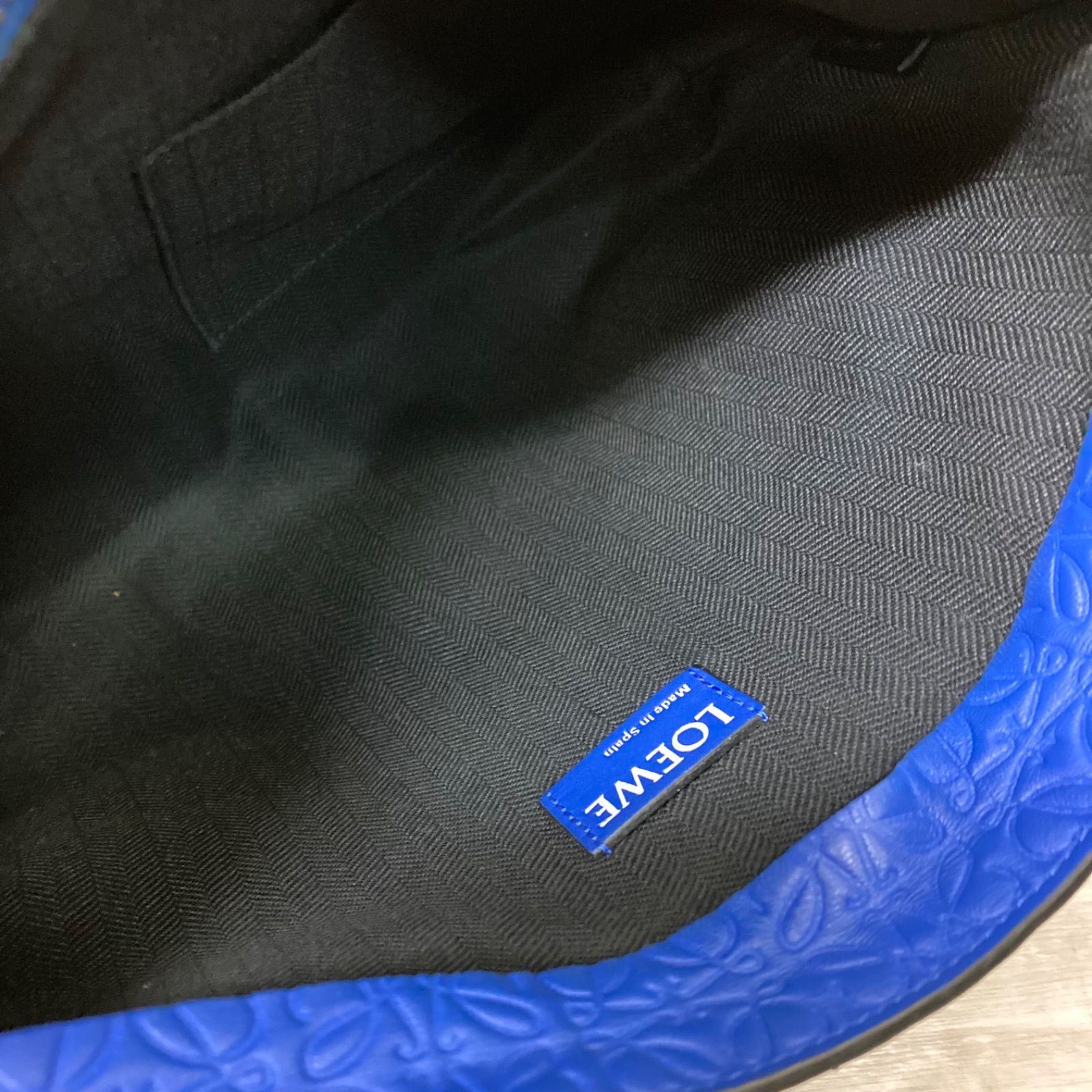 Tポーチ クラッチバッグ