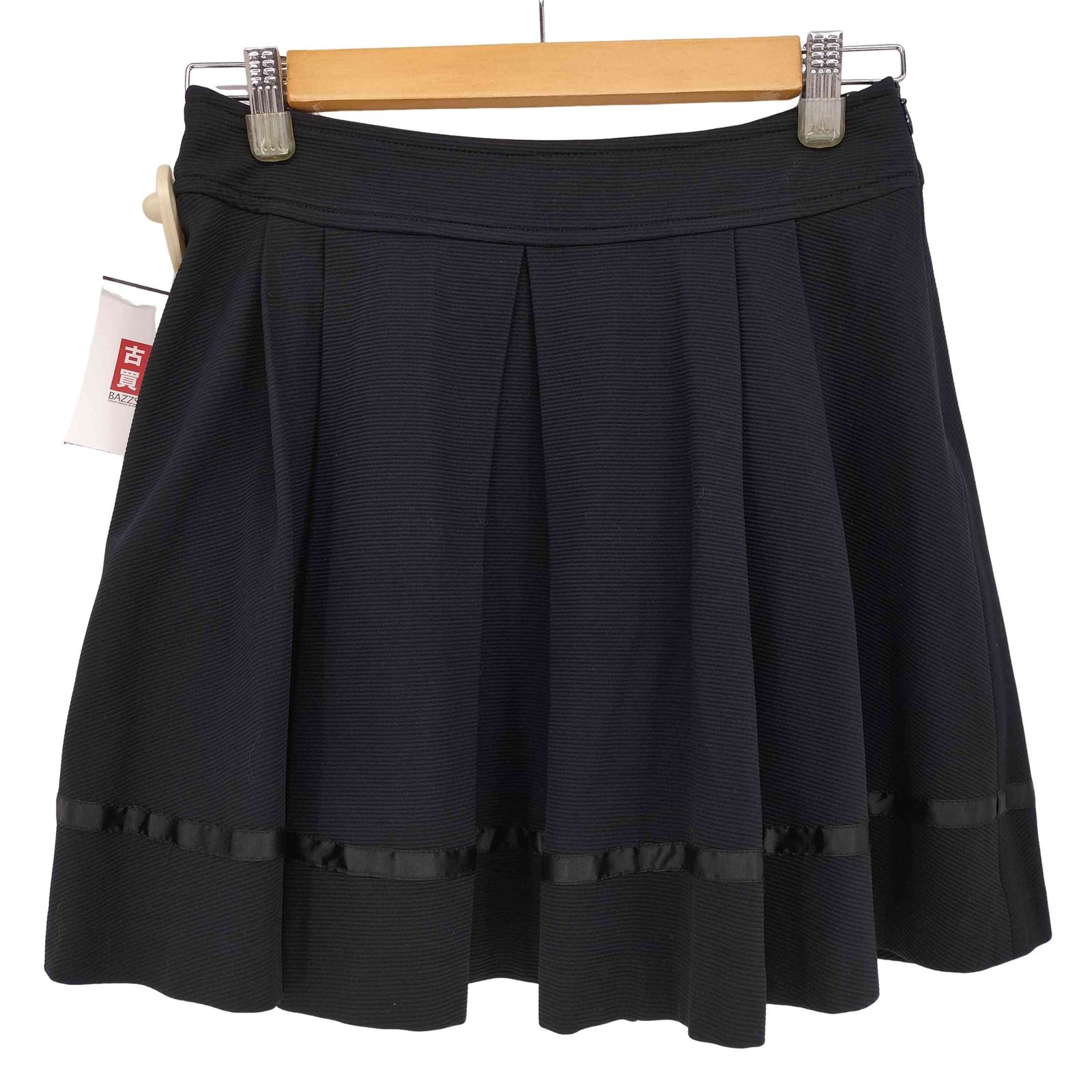 エミリーテンプルキュート Emily Temple cute ラインテープ プリーツ