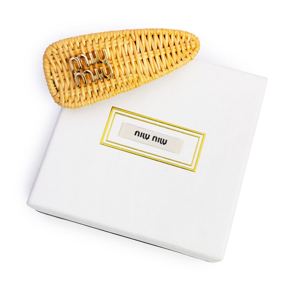 ミュウミュウ ロゴ バレッタ ヘア ウィッカー ラフィア ナチュラル ベージュ ゴールド金具 5 IF 092 miu