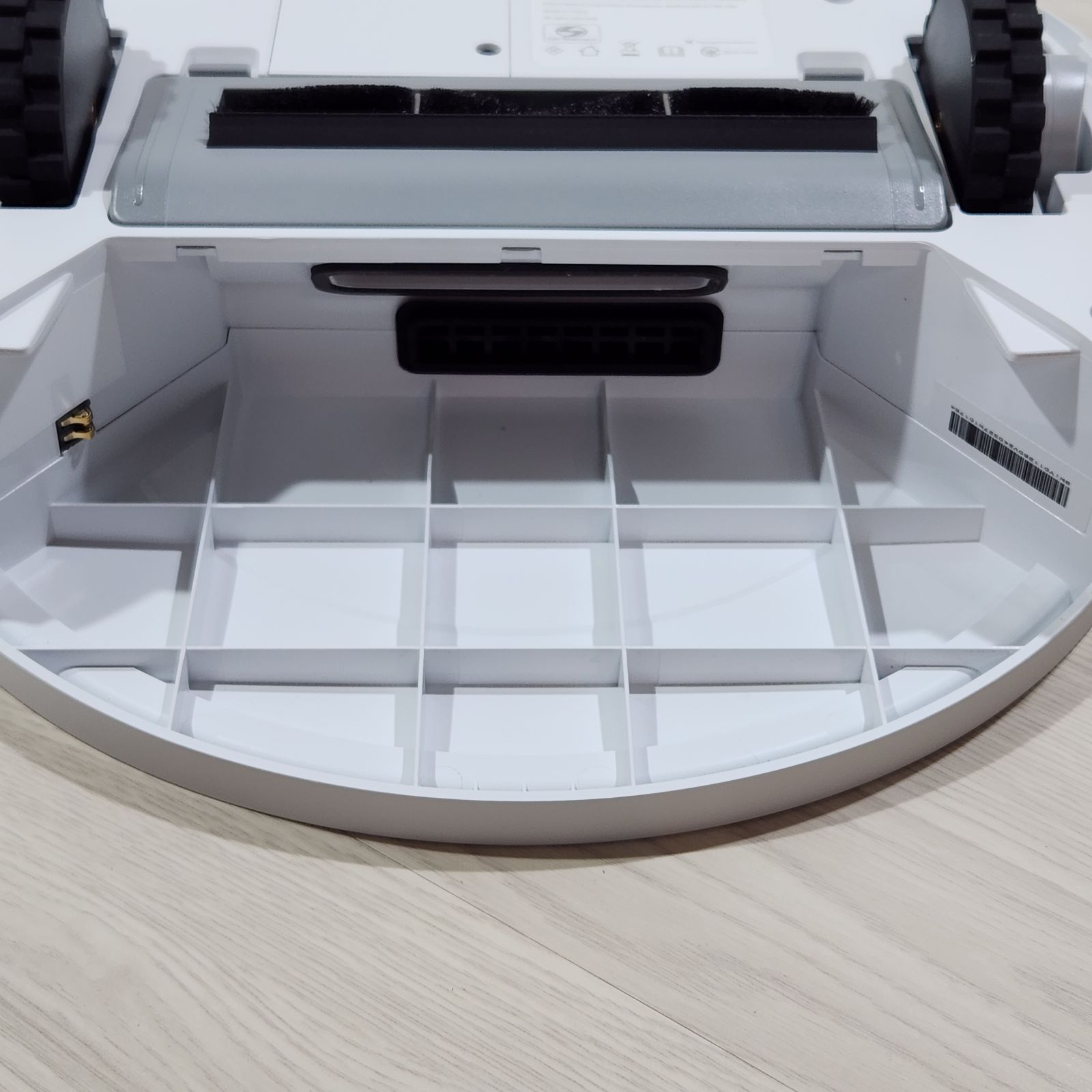 美品】 ルンバ コンボ エッセンシャル 吸引＋拭くタイプ（水拭き