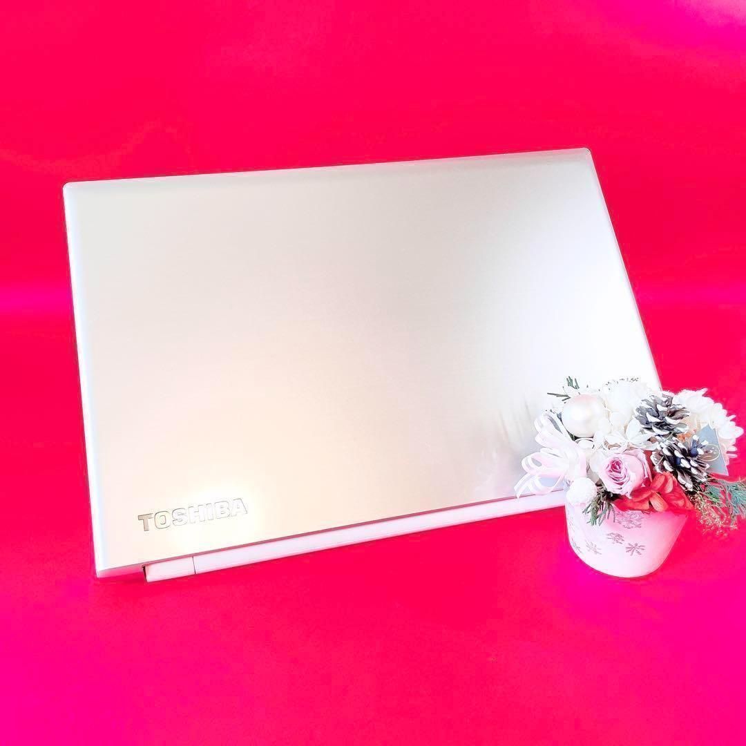 動作良好❣️売り切れ続出おしゃれゴールド✨️サクサク動く薄型ノート