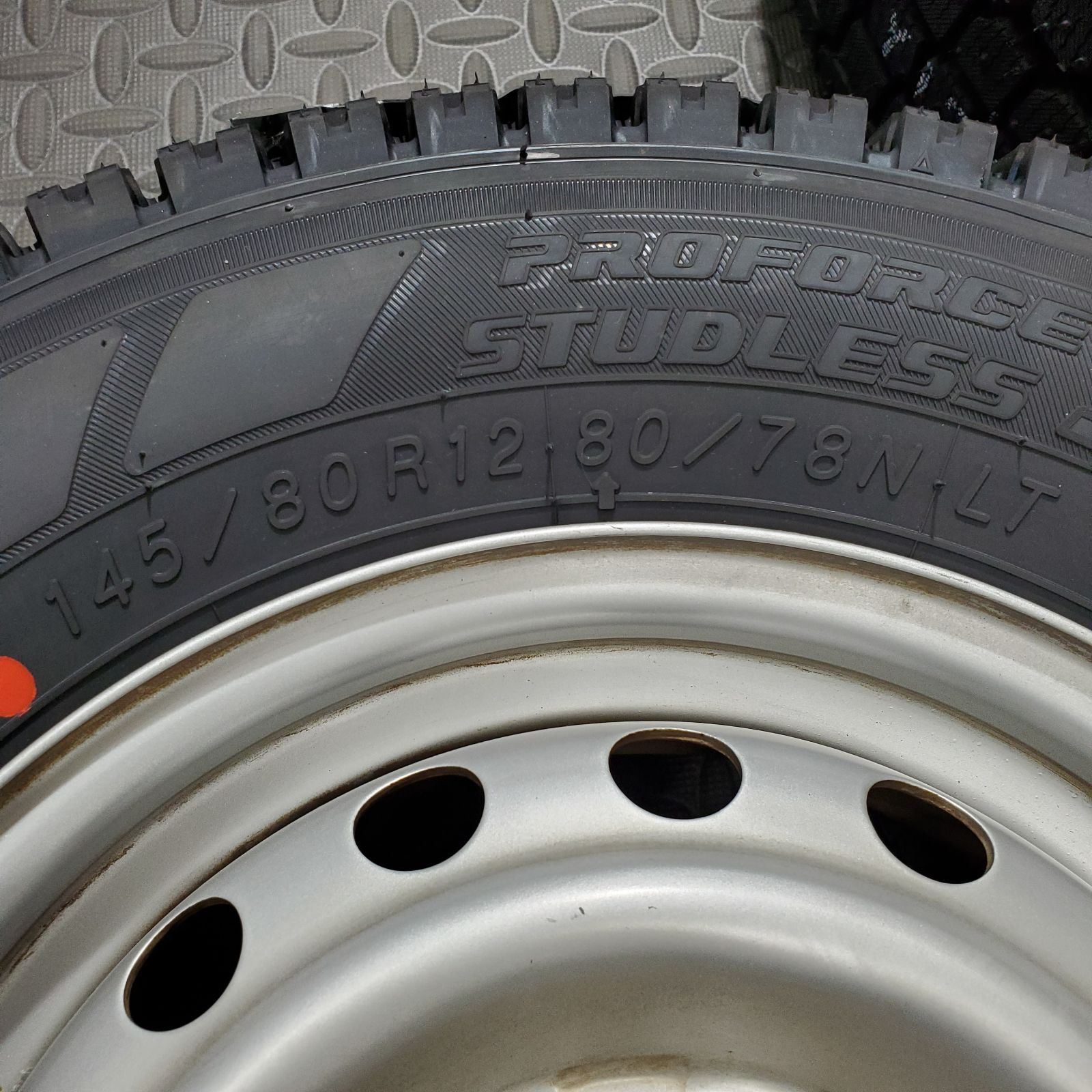  25年製 タイヤ 145 80 R 12 78 N LT ヨコハマ SY 01 V ホンダ アクティ スタッドレスタイヤ 冬タイヤ 1234 12インチ以下 タイヤ ホイールセット