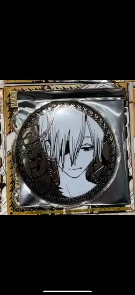 チェンソーマン 原画 ゴールデン 缶バッジ クァンシ 出品 - メルカリ