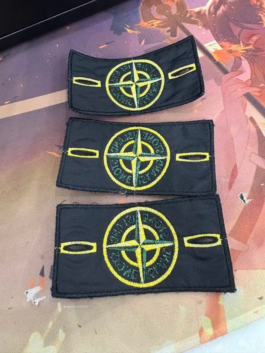 ストーンアイランド ワッペン ほぼ新品 正規品 数 2個在庫あり 個