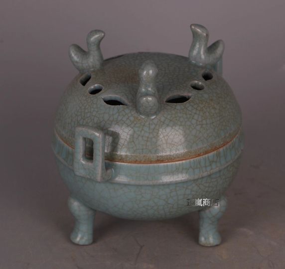 宋 汝窯 天青釉 双耳三足 透かし彫り香炉 磁器 骨董 家居コレクション