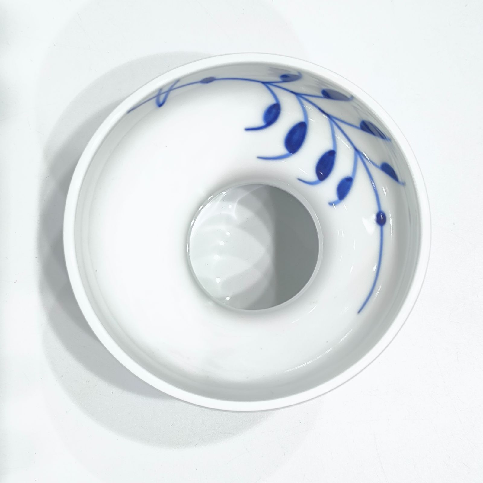 ブルーフルーテッド メガ オープンベース 19cm ブルーフルーテッド