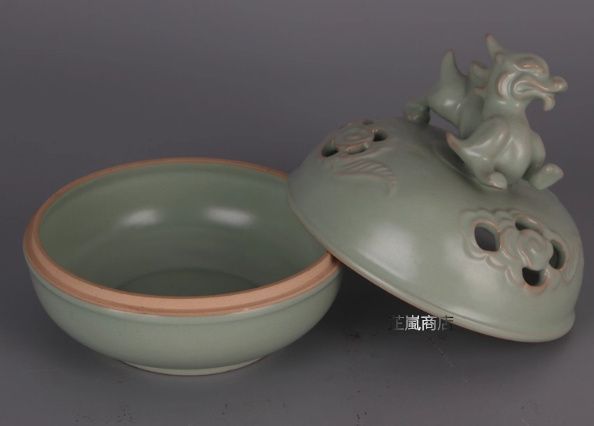 宋 汝窯 青釉 透かし彫り龍文 香薰香炉 清涼寺支釘 磁器 骨董 家居置物