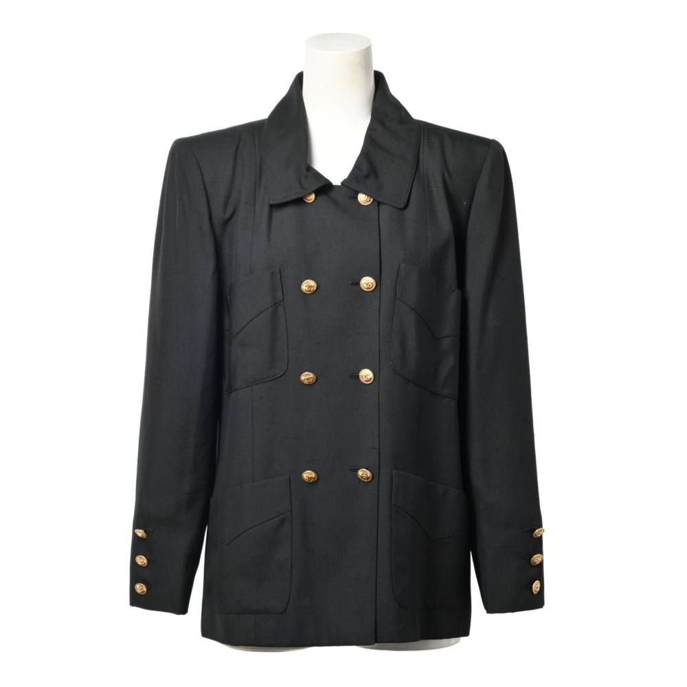 超希少品！♥ CHANEL　フリンジの黒ジャケットCCボタン　超人気の完売商品！ CHANEL ヴィンテージ シルク ダブルブレスト ジャケット ココマーク