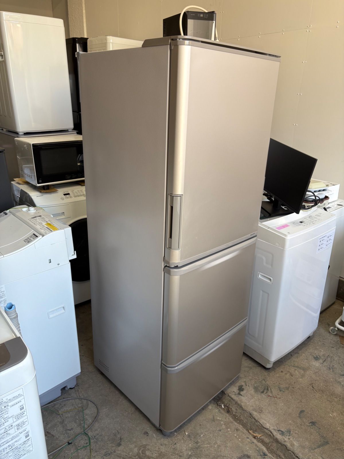 シャープ製冷蔵庫 3ドア SJ W 357 J N 製