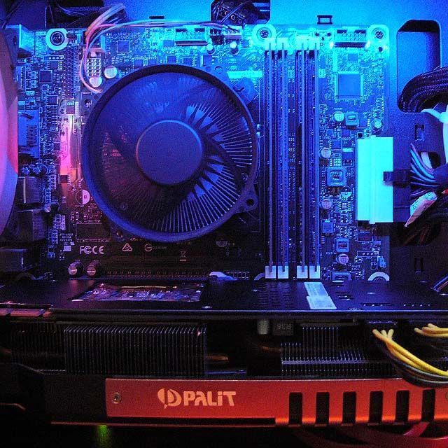 【■RGB可変■GTX980+高FPSゲーミングPC】パルワールド・Apex◎ RGB可変】GTX980 ゲーミングPC パルワールド Apex - メルカリ