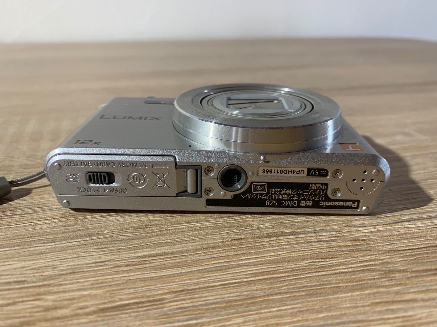 6767 Panasonic パナソニック Lumix DMC-SZ8 シルバー 動作確認済み