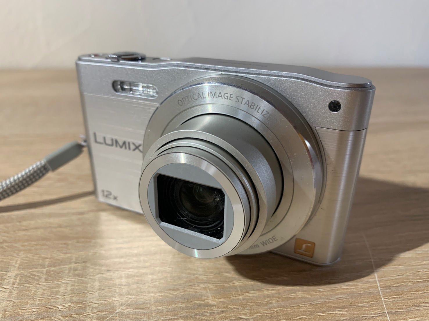 6767 Panasonic パナソニック Lumix DMC-SZ8 シルバー 動作確認済み