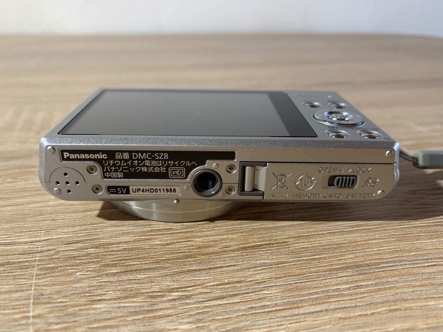 6767 Panasonic パナソニック Lumix DMC-SZ8 シルバー 動作確認済み