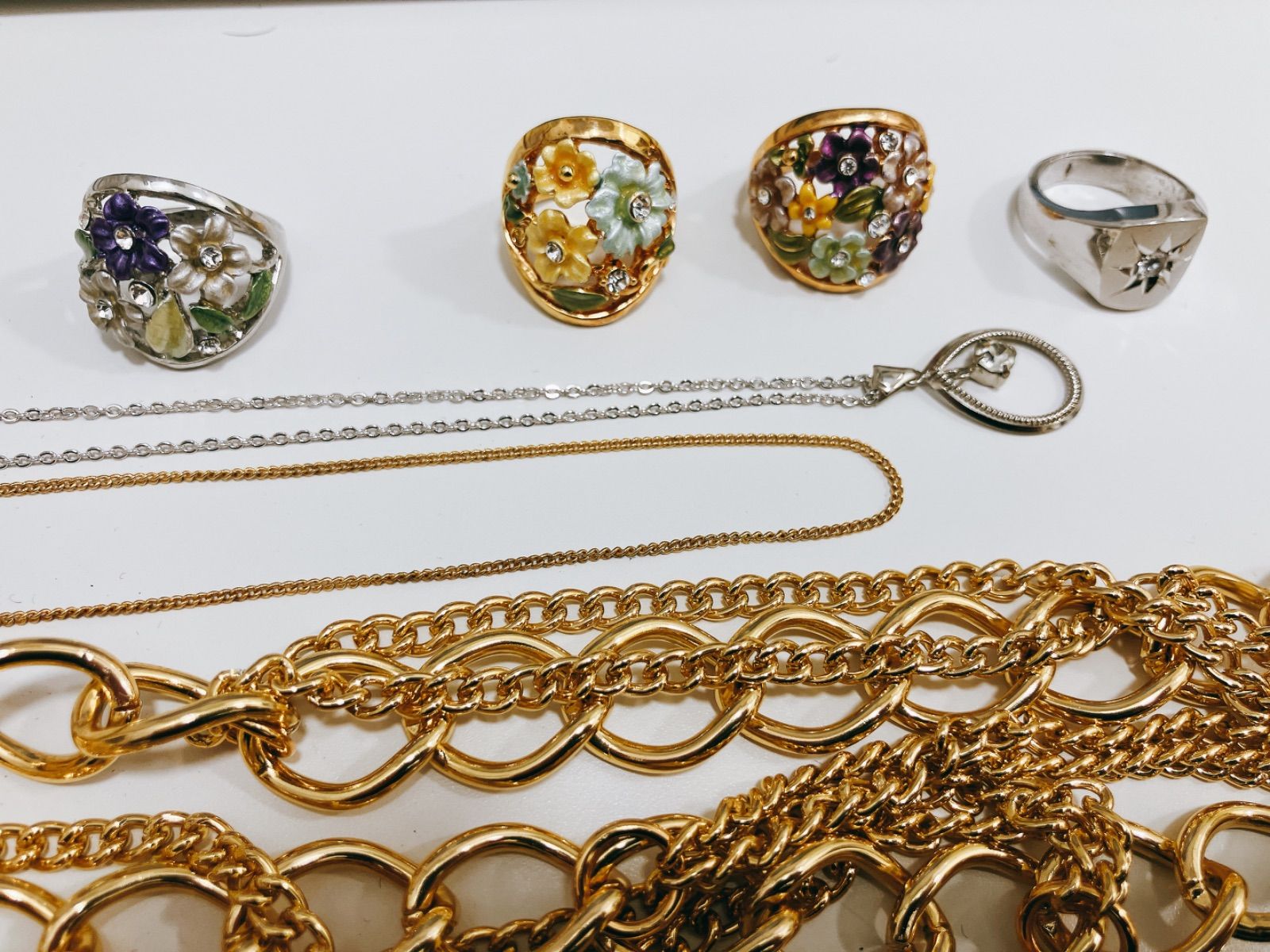 か〇遺品整理 アクセサリー 91 - メルカリ