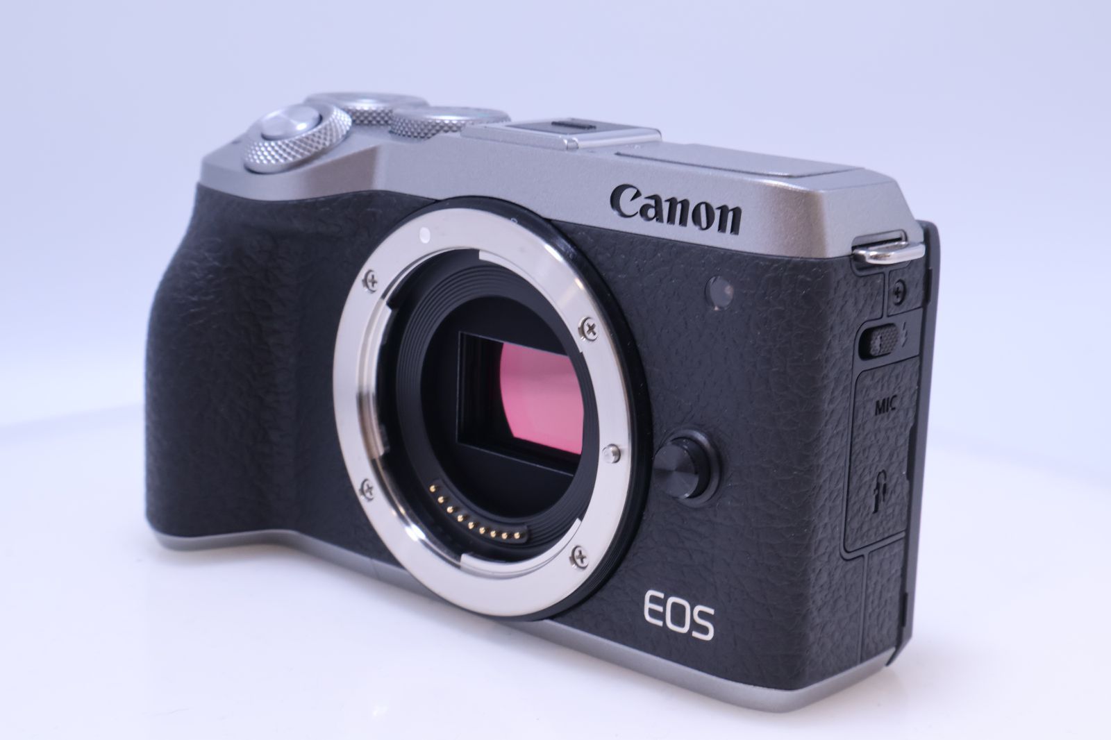 6,000回以下】Canon EOS M6 Mark II ボディー シルバー ミラーレス一眼