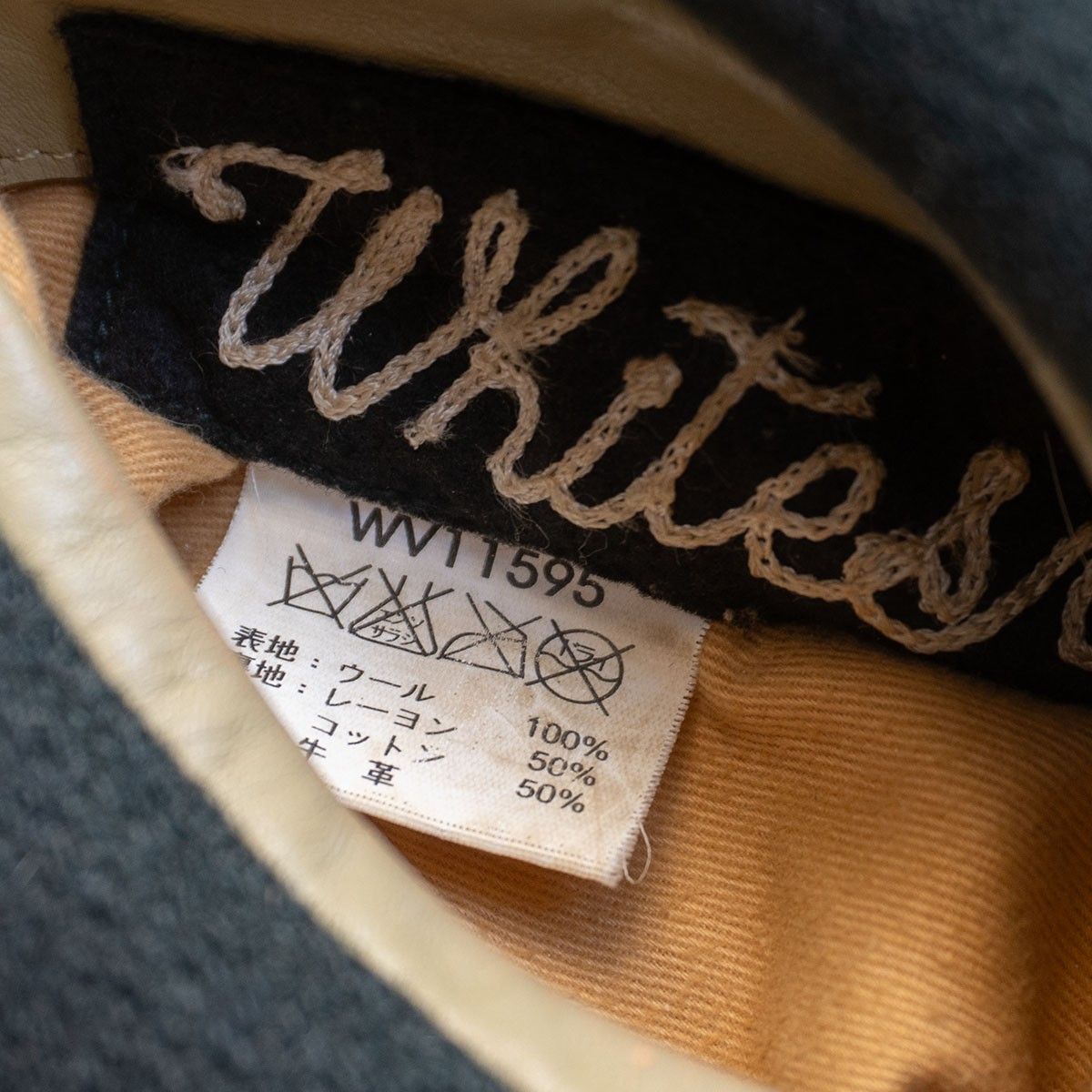 美品】WHITESVILLE【フルデコ レザースリーブ スタジャン】40