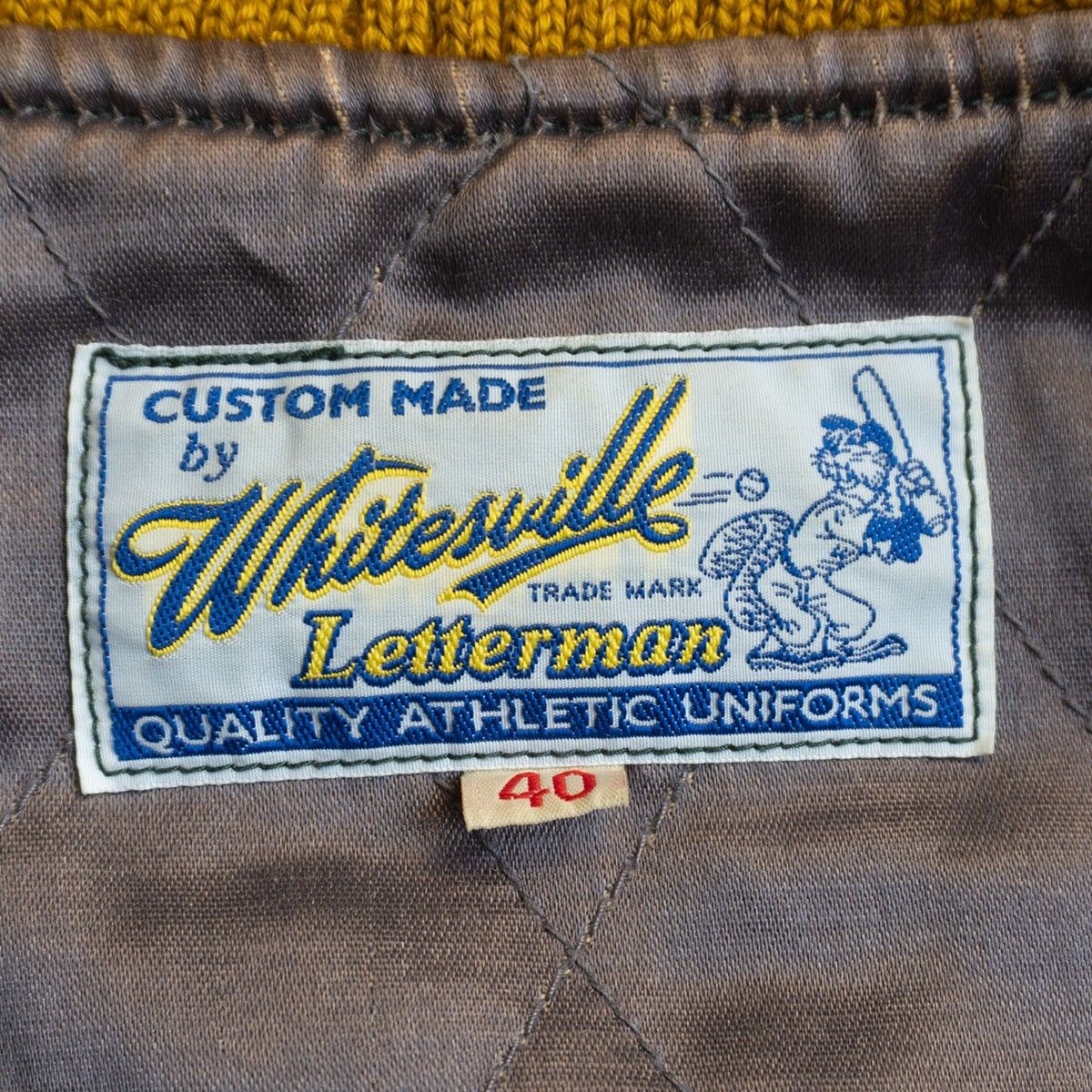 美品】WHITESVILLE【フルデコ レザースリーブ スタジャン】40