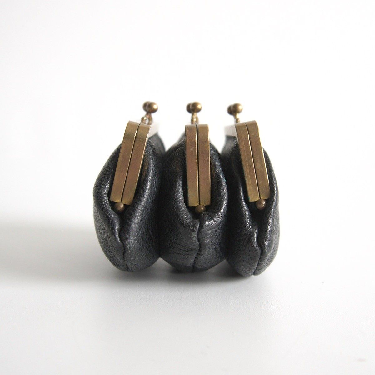 美品】 ARTS&SCIENCE 【Triple gamaguchi purse】 ブラック がま口