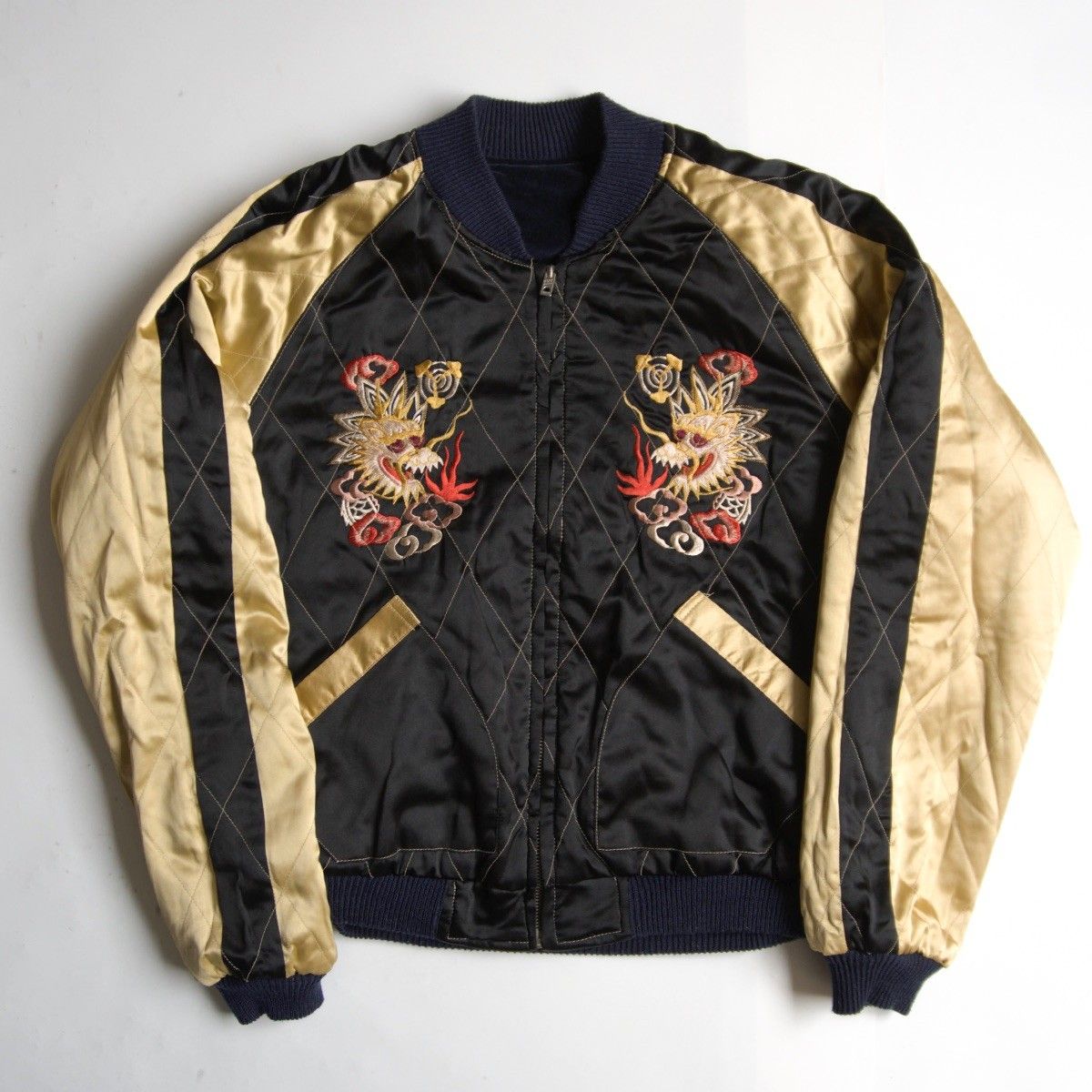 美品 テーラー東洋 別珍 リバーシブル スカジャン M18279 美品 テーラー東洋 別珍 リバーシブル スカジャン M18279 - メルカリ