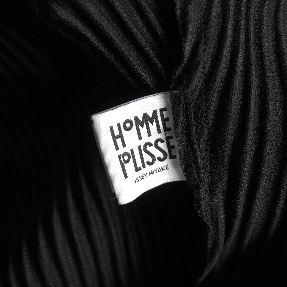 美品】 HOMME PLISSE ISSEY MIYAKE【プリーツ コート】1 ブラック