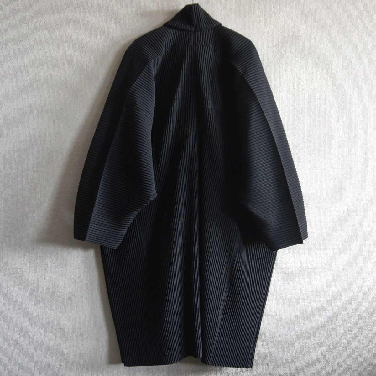 美品】 HOMME PLISSE ISSEY MIYAKE【プリーツ コート】1 ブラック