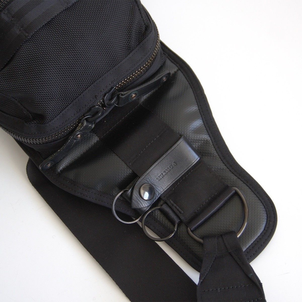 美品】PORTER 【ヒート スリングショルダー】 ポーター ブラック