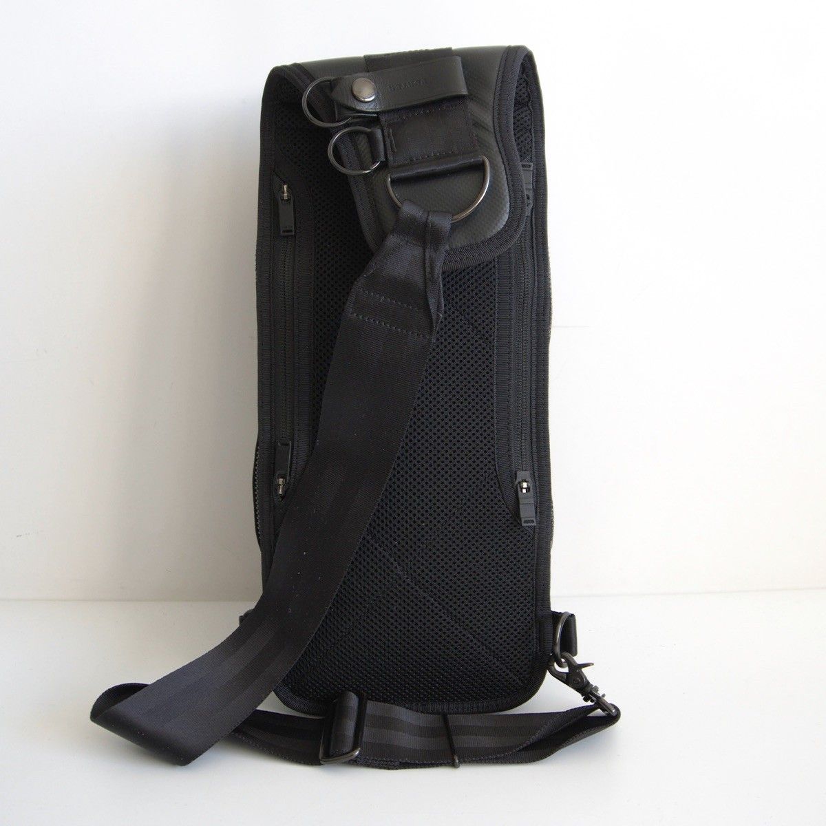 美品】PORTER 【ヒート スリングショルダー】 ポーター ブラック