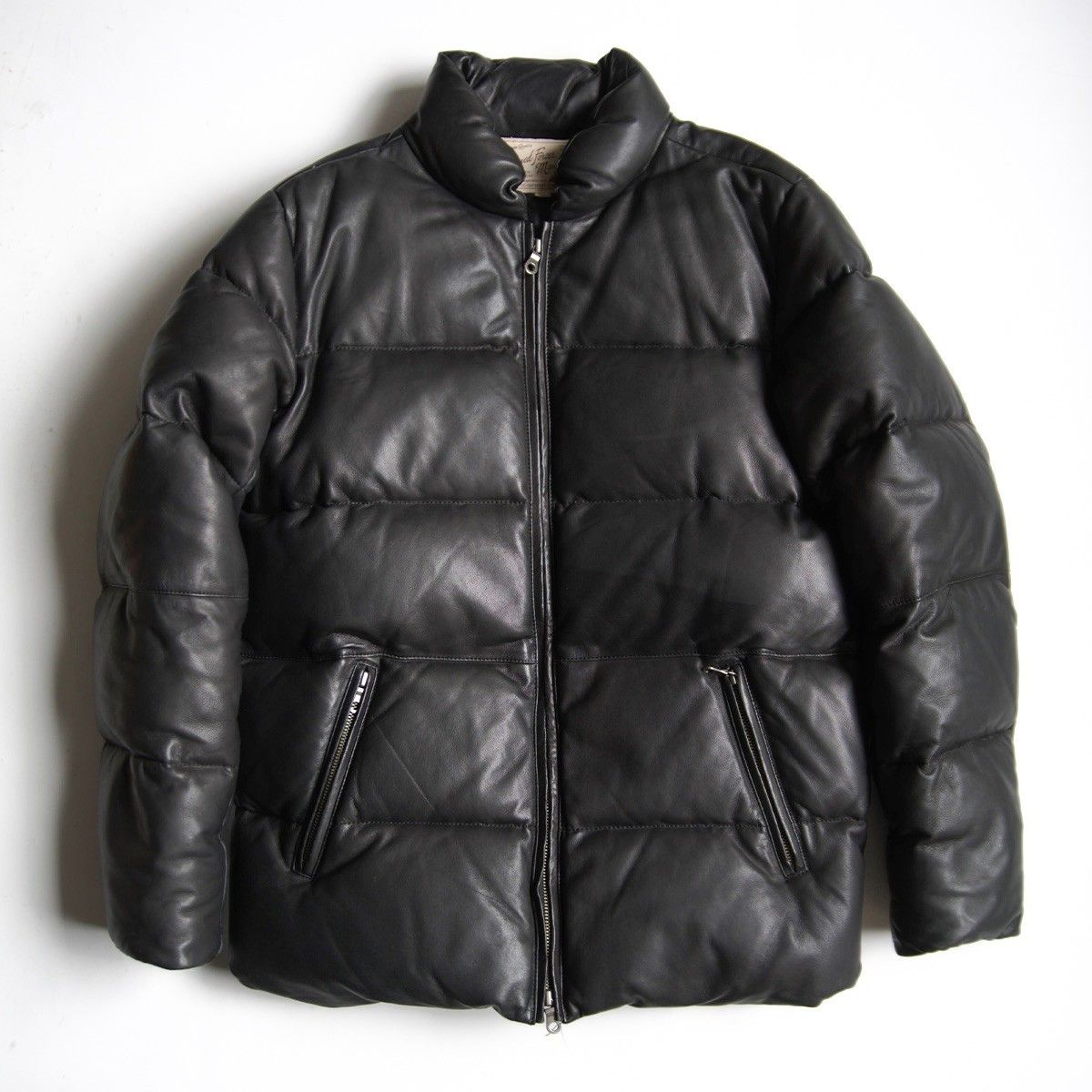 【美品】AVIREX【レザー ダウン ジャケット】M ブラック アヴィレックス 25110876