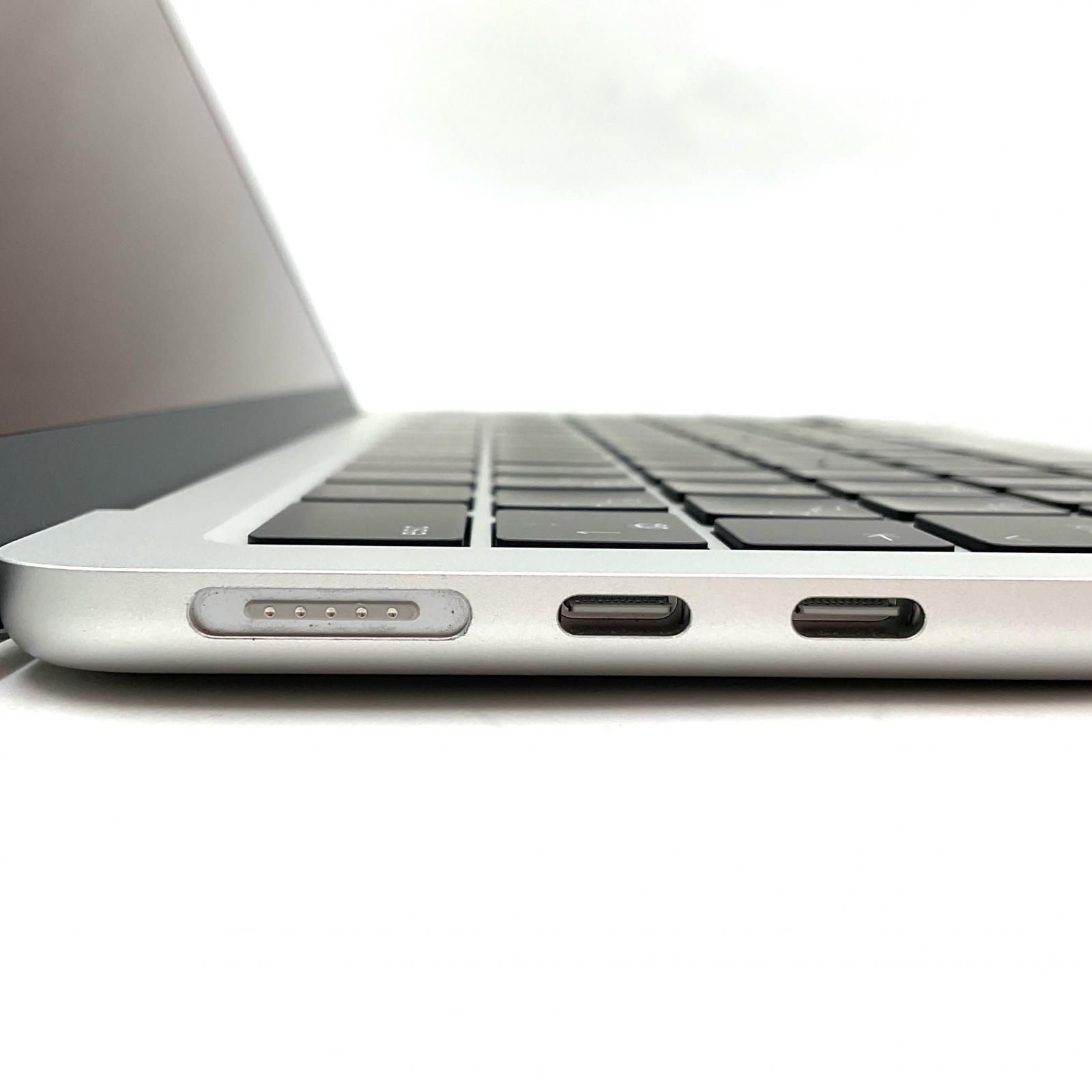 全額返金保証】【最速発送】Apple MacBook Air 13.6インチ 2022 M2 8GB