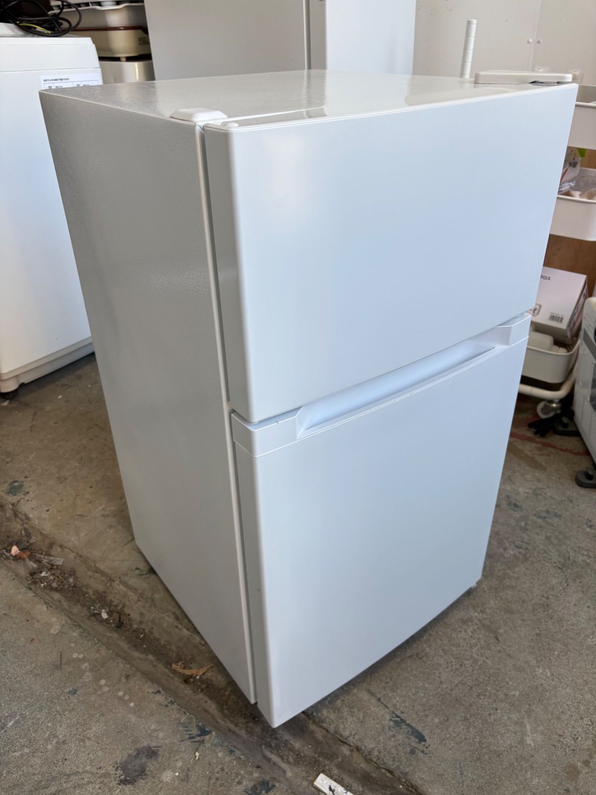 未使用品　アイリスオーヤマ 冷蔵庫 87L 2023年製 冷蔵庫 87L 2ドア PRC-B092D-W