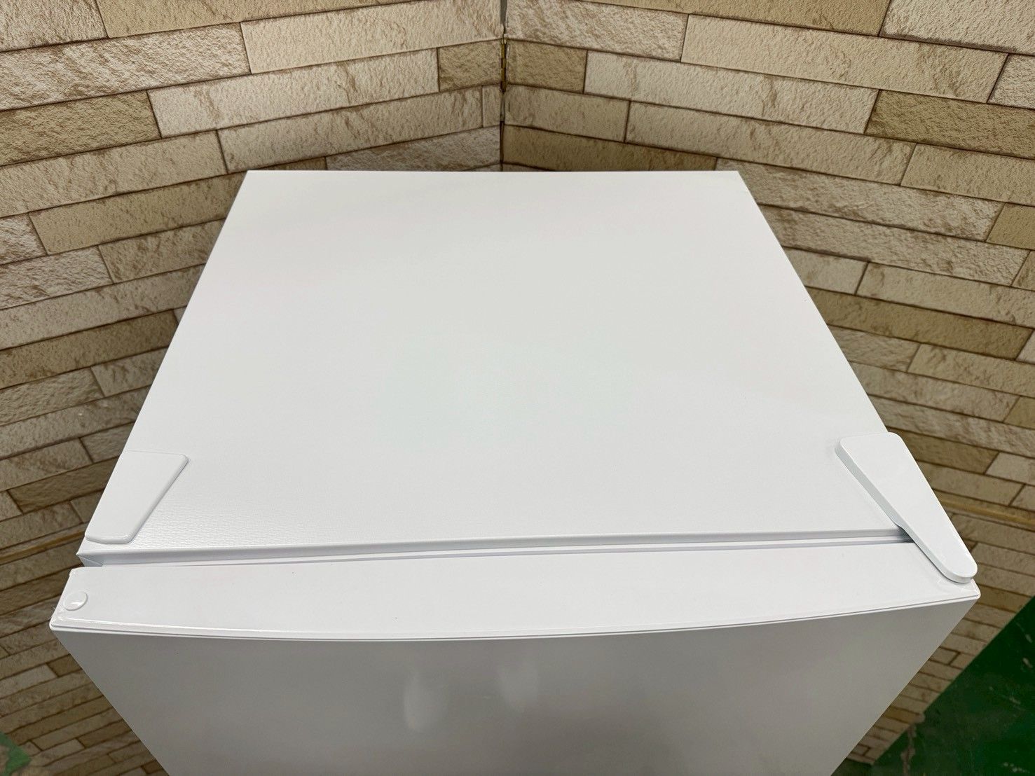 大阪送料無料★3か月保障付き★冷蔵庫★2022年★OBBR-181A★R-794 大阪送料無料☆3か月保障付き☆冷蔵庫☆ハイアール☆2ドア☆2022年