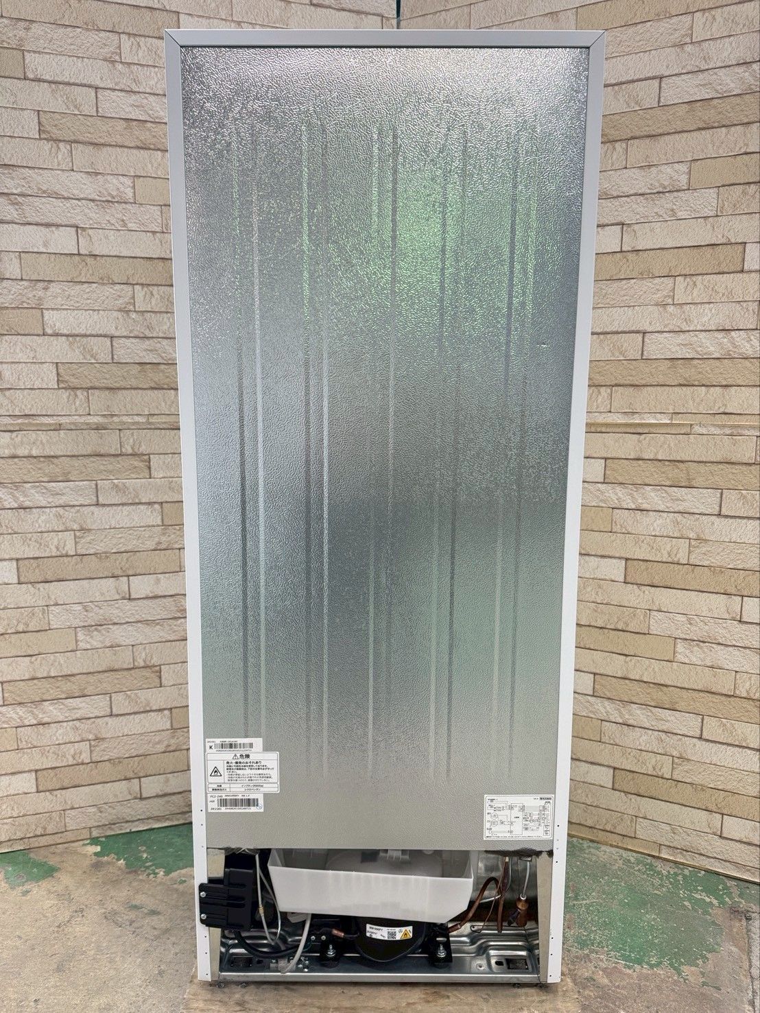 大阪送料無料★3か月保障付き★冷蔵庫★2022年★OBBR-181A★R-794 大阪送料無料☆3か月保障付き☆冷蔵庫☆ハイアール☆2ドア☆2022年