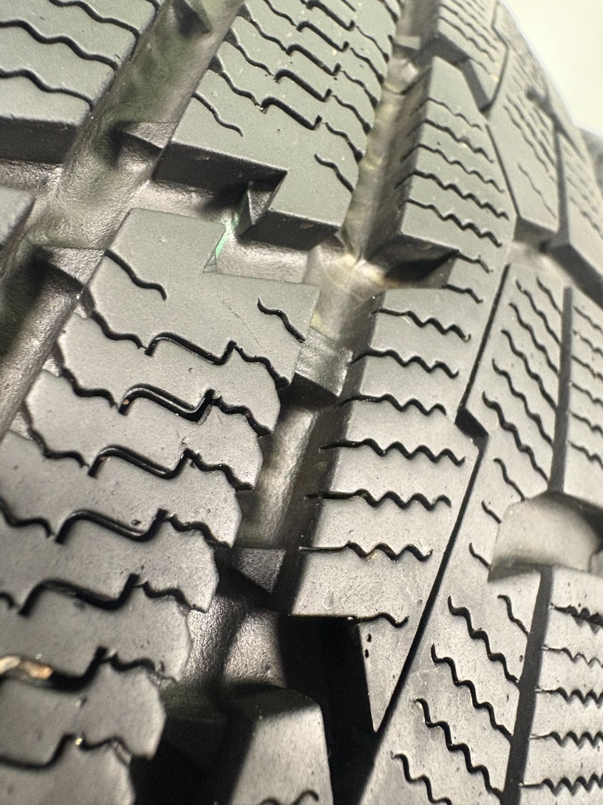 スタッドレス TA