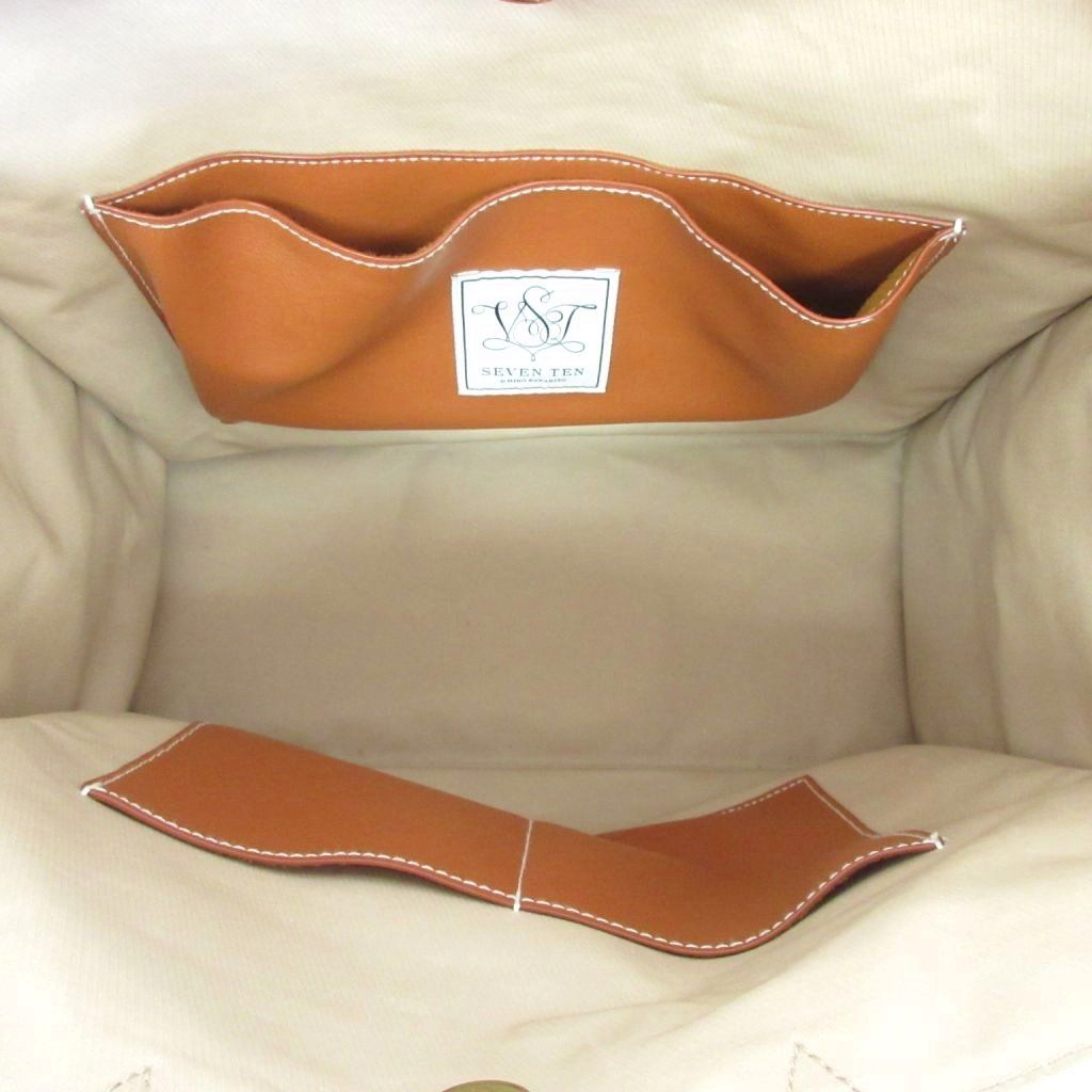 セブンテンバイミホカワヒト SEVEN TEN by MIHO KAWAHITO お馬さん