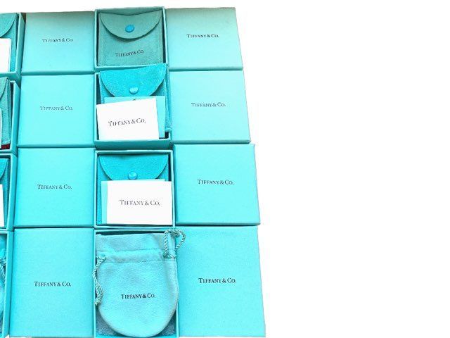 美品のみ ティファニー 箱 保存袋 中綿付き 化粧箱 巾着 空き箱 空箱